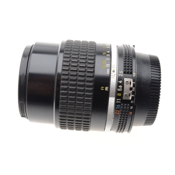 NIKON AIS 105MM F 2.5