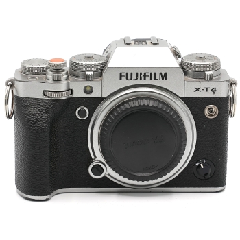 FUJI XT 4