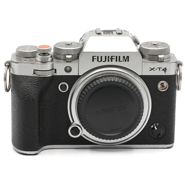 FUJI XT 4
