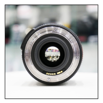 CANON EF-S 18-135 MM IS