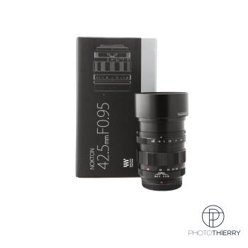 VOIGTLANDER NOKTON 42.5 MM F/0.95 PANASONIC MICRO 4/3