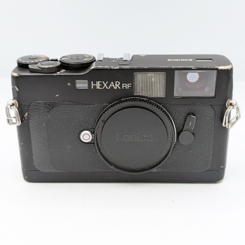 KONICA HEXAR RF + 50mm f/2 + FLASH